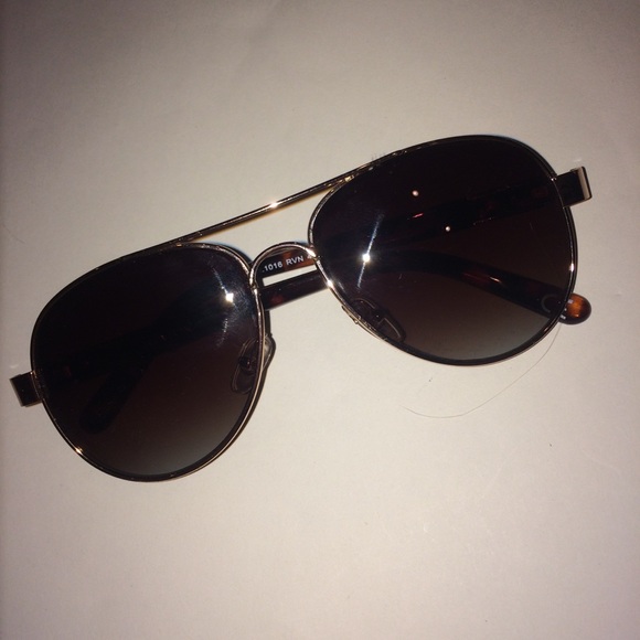 Aviator Sunglasses - Picture 2 of 3